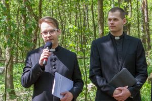 Asystent biskupa i wikariusz w akcji